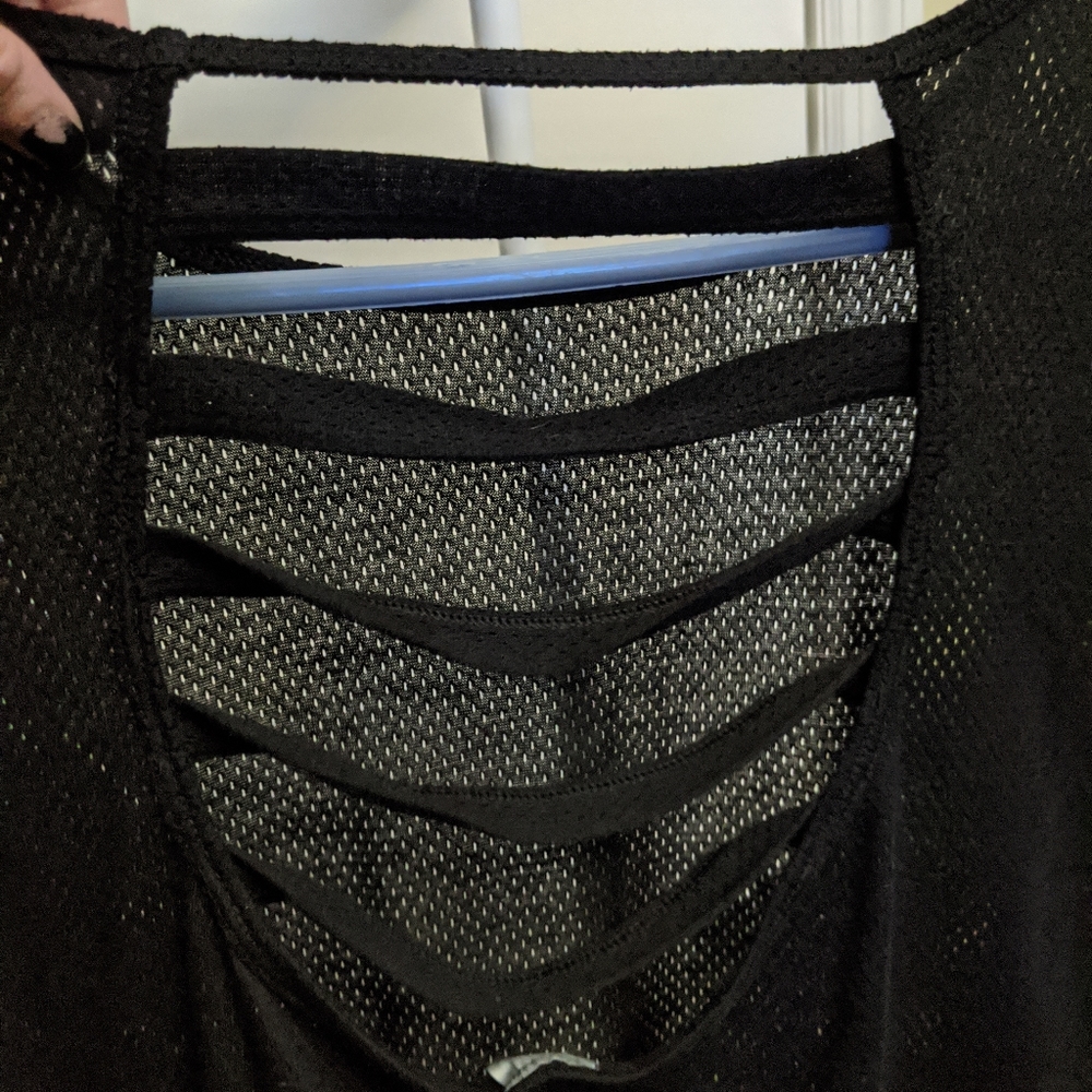 Shirt - Picture 2 of 3